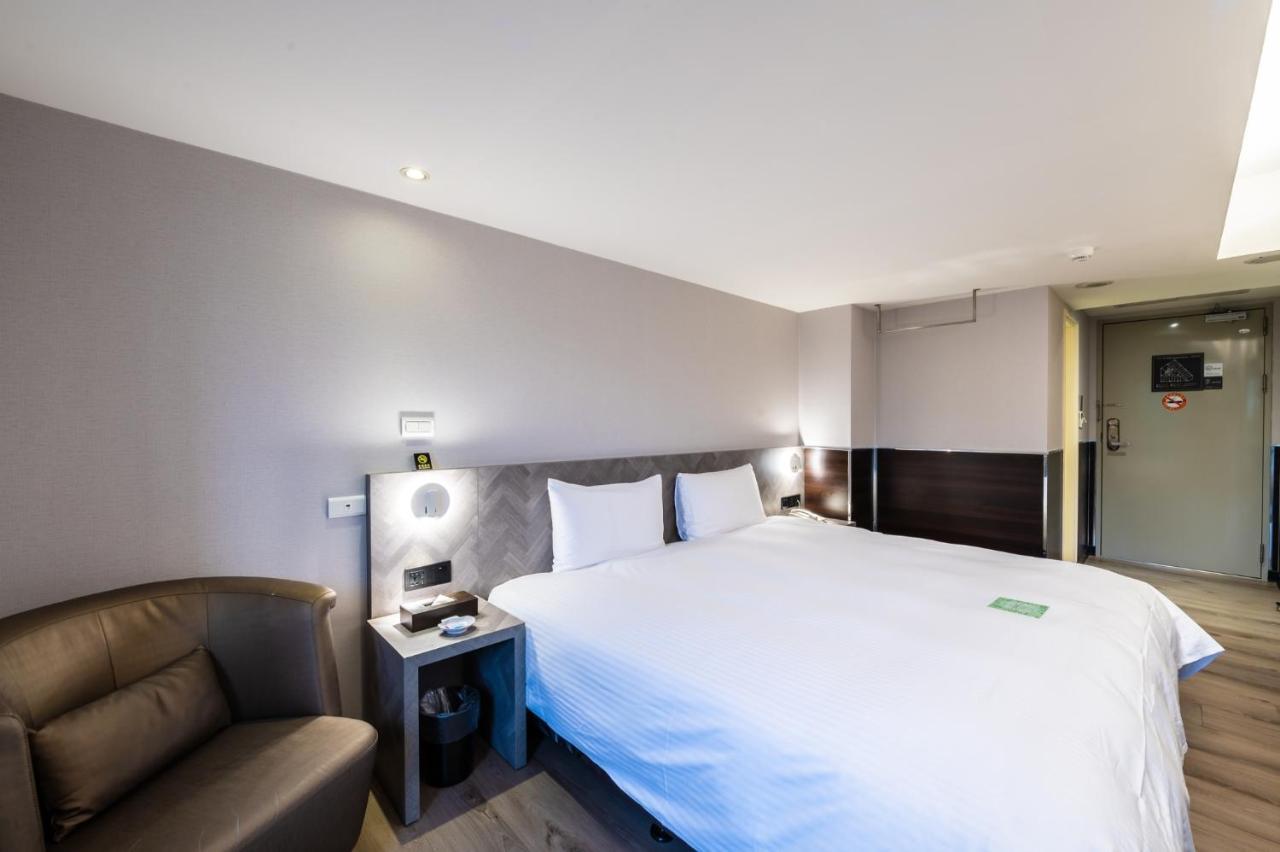 Hub Hotel - Songshan Airport Branch Taipei Esterno foto