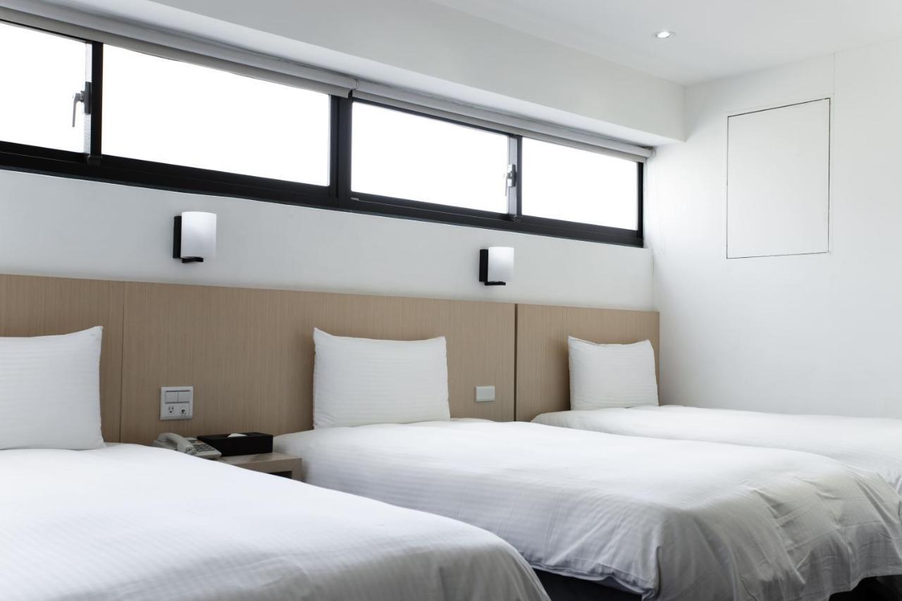 Hub Hotel - Songshan Airport Branch Taipei Esterno foto