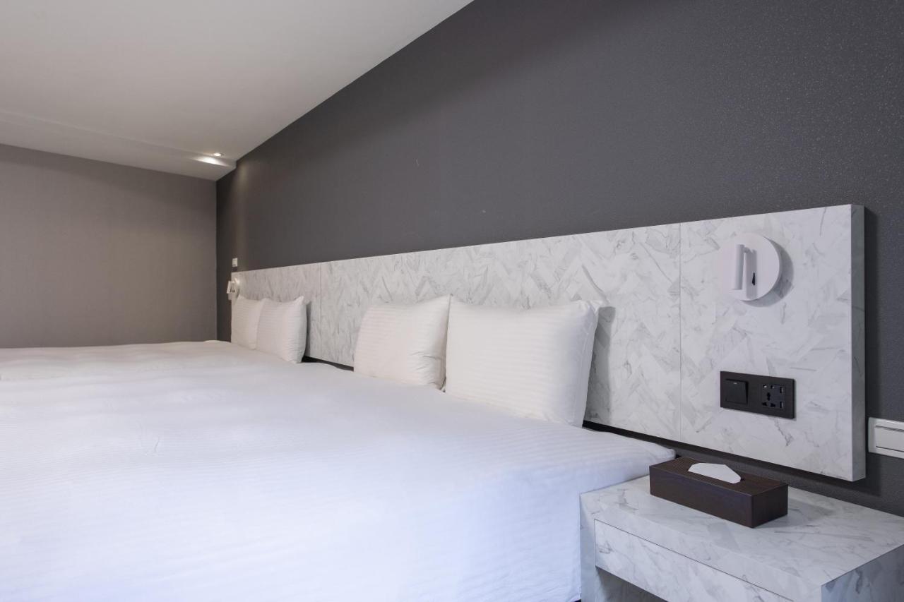 Hub Hotel - Songshan Airport Branch Taipei Esterno foto