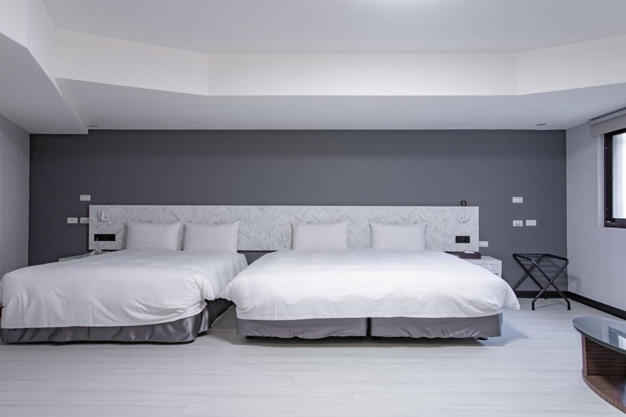 Hub Hotel - Songshan Airport Branch Taipei Esterno foto