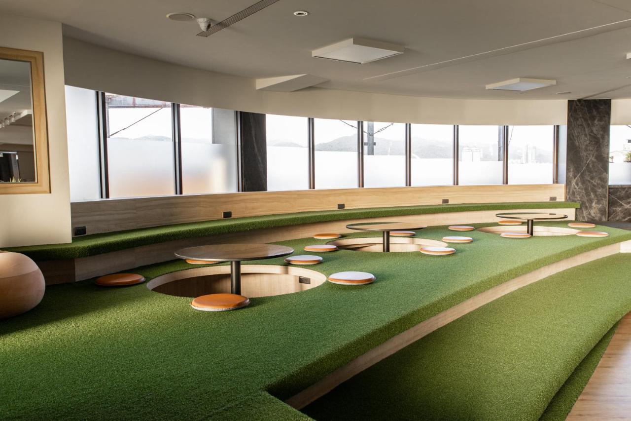 Hub Hotel - Songshan Airport Branch Taipei Esterno foto