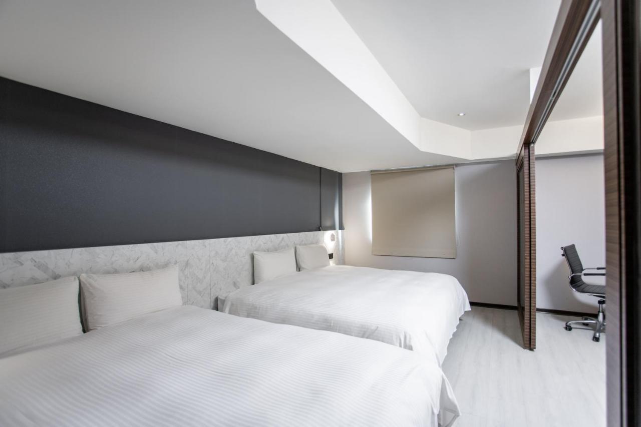 Hub Hotel - Songshan Airport Branch Taipei Esterno foto