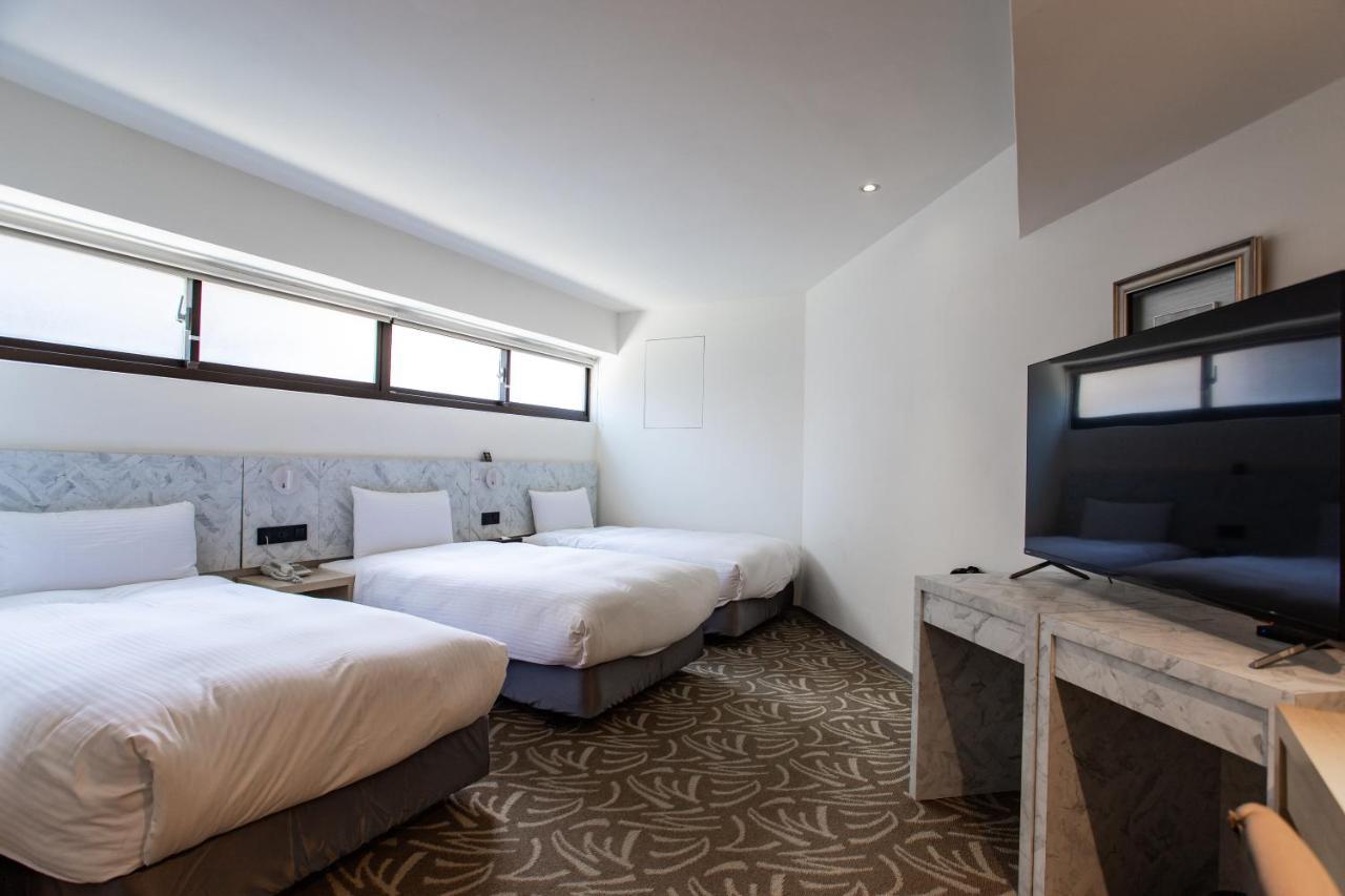 Hub Hotel - Songshan Airport Branch Taipei Esterno foto