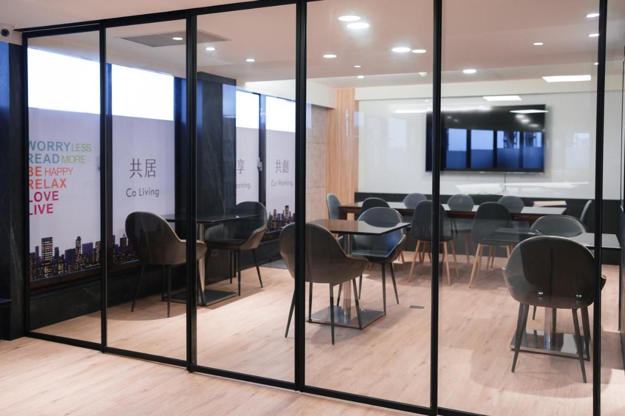 Hub Hotel - Songshan Airport Branch Taipei Esterno foto